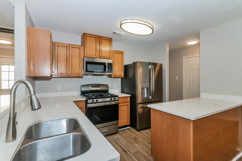 1,915/Mo, 2406 Glenholly Park Dr Sugar Land, TX 77498 Kitchen View