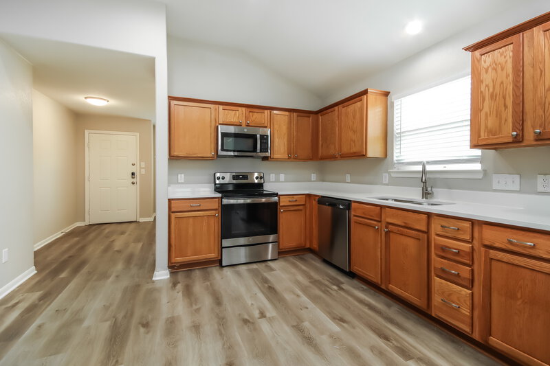 2,125/Mo, 17714 Manchester Point Ln Richmond, TX 77407 Kitchen View 2
