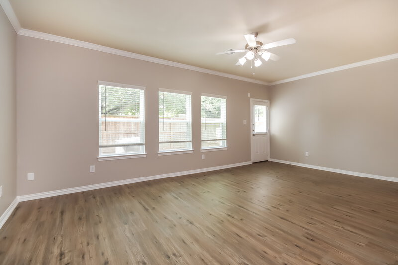 2,345/Mo, 11411 Hackmatack Way Houston, TX 77066 Living Room View