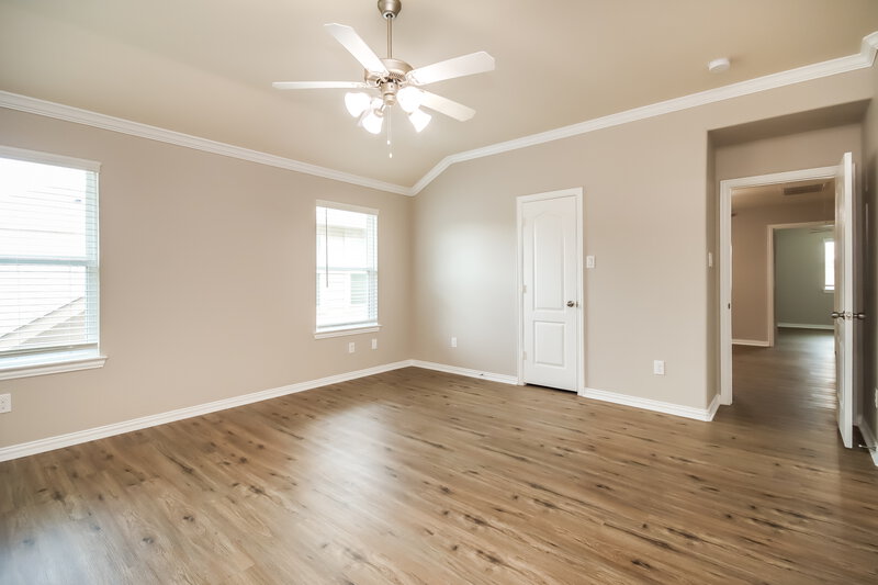 2,345/Mo, 11411 Hackmatack Way Houston, TX 77066 Main Bedroom View