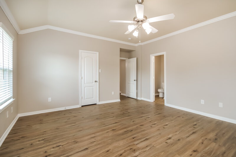2,345/Mo, 11411 Hackmatack Way Houston, TX 77066 Main Bedroom View 2