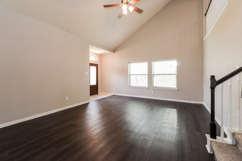 2,075/Mo, 5135 Lagoon Ct Bacliff, TX 77518 Living Room View