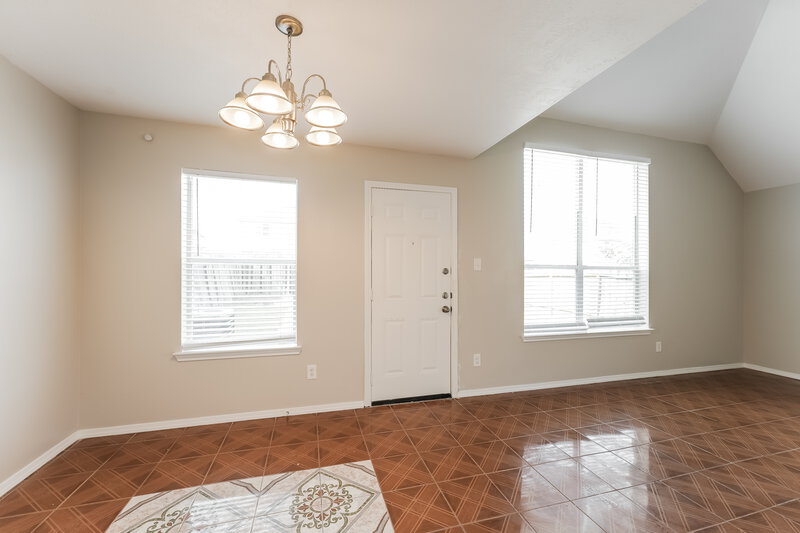 1,965/Mo, 14011 Maximos Dr Houston, TX 77083 Dining Room View 3