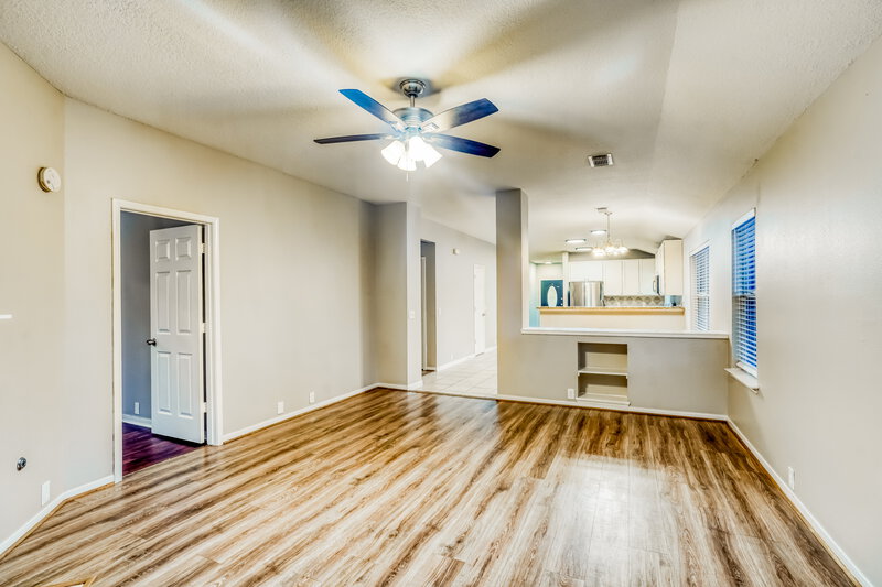 2,355/Mo, 10403 Falling River Dr Houston, TX 77095 Living Room View
