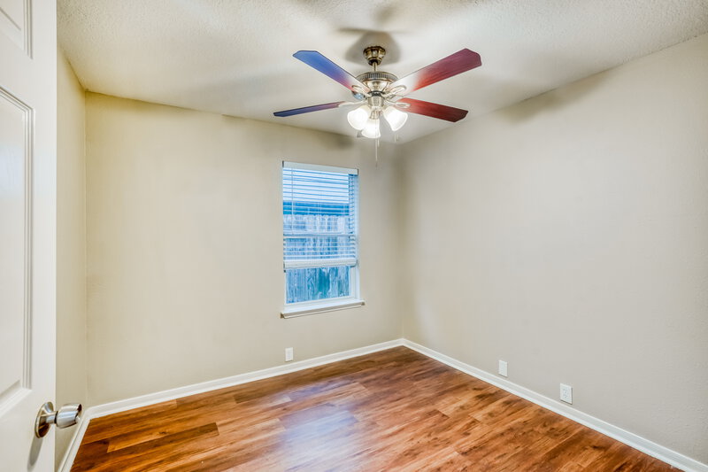 2,355/Mo, 10403 Falling River Dr Houston, TX 77095 Bedroom View