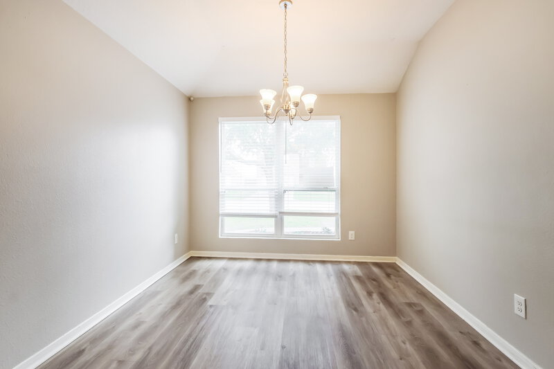 1,860/Mo, 17819 Yellow Birch Trl Humble, TX 77346 Dining Room View