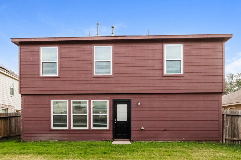 1,860/Mo, 17819 Yellow Birch Trl Humble, TX 77346 Rear View