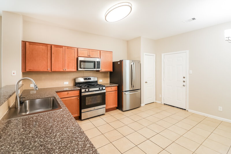 1,660/Mo, 2211 Moss Bluff Ln Rosenberg, TX 77471 Kitchen View