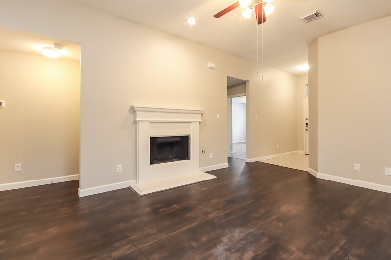 2,370/Mo, 1921 Cameo Ct League City, TX 77573 Living Room View 3