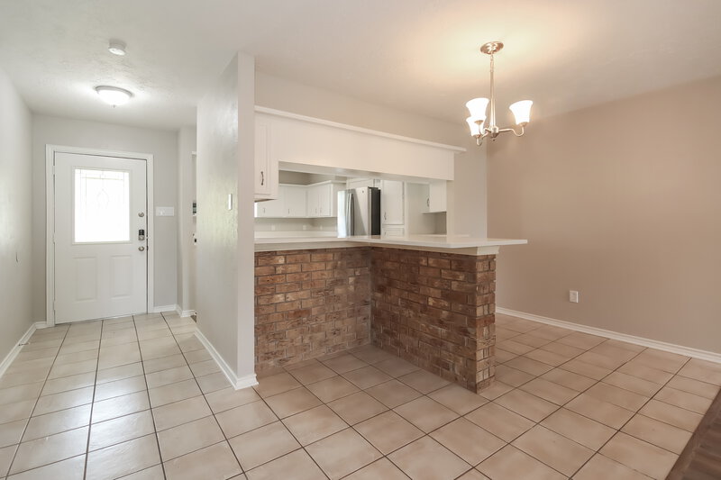 1,560/Mo, 9695 Twin Shores Dr Willis, TX 77318 Dining Room View