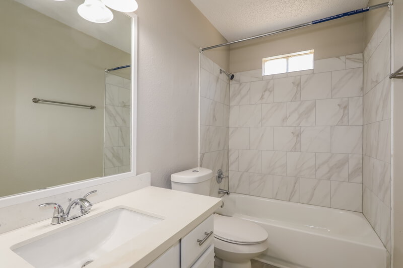 1,760/Mo, 16919 Amidon Dr Spring, TX 77379 Bathroom View