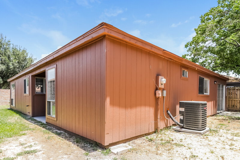1,760/Mo, 16919 Amidon Dr Spring, TX 77379 Rear View