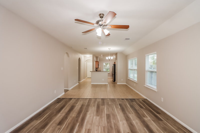 2,135/Mo, 911 Blair Field Ln Fresno, TX 77545 Living Room View 2