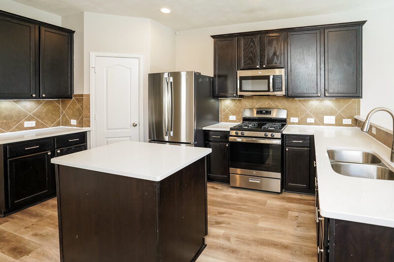 2,280/Mo, 5109 Caldera Ct Houston, TX 77066 Kitchen View 2