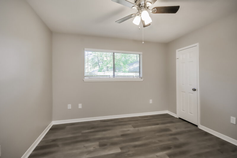 1,785/Mo, 16210 S Helm Ct Crosby, TX 77532 Bedroom View 3