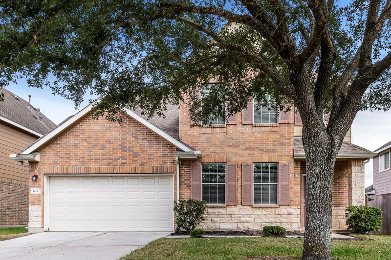 4 Bedroom House – 12011 Summer Range Dr, Humble, TX 77346