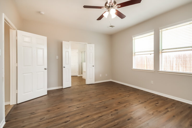2,985/Mo, 12011 Summer Range Dr Humble, TX 77346 Main Bedroom View
