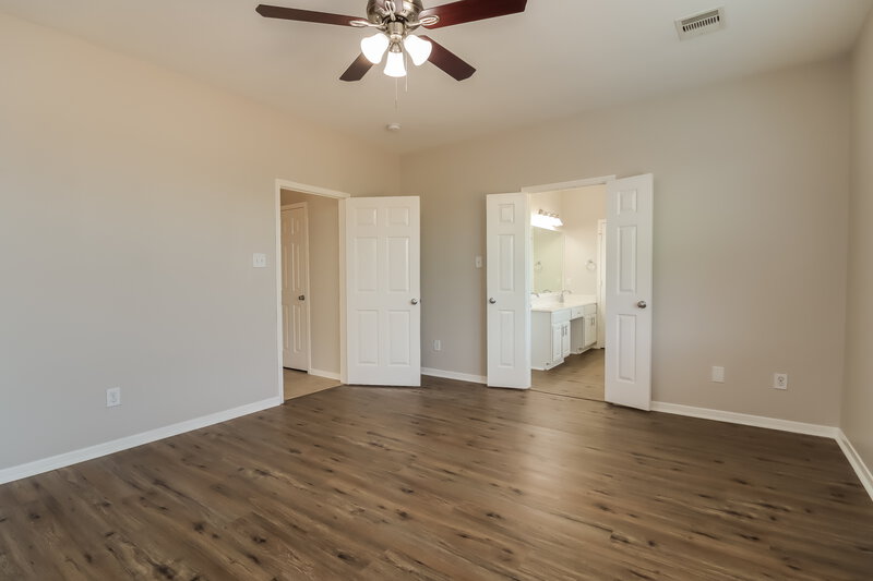 2,985/Mo, 12011 Summer Range Dr Humble, TX 77346 Main Bedroom View 2