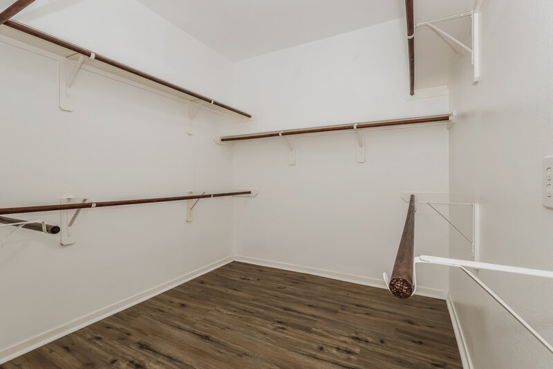 2,190/Mo, 12011 Summer Range Dr Humble, TX 77346 Walk In Closet View