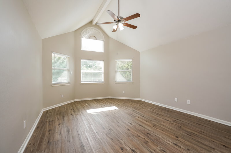2,240/Mo, 24714 Gilbough Dr Tomball, TX 77375 Main Bedroom View