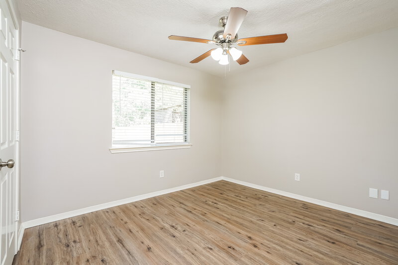 2,240/Mo, 24714 Gilbough Dr Tomball, TX 77375 Bedroom View 2