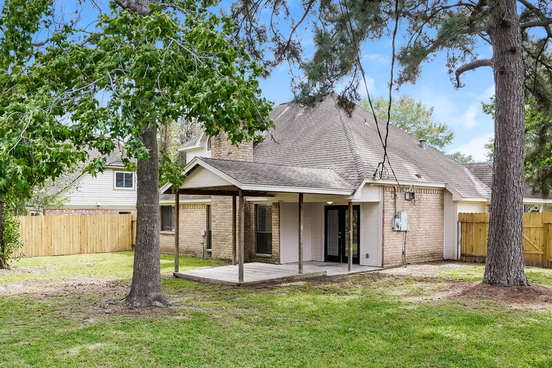 2,240/Mo, 24714 Gilbough Dr Tomball, TX 77375 Rear View