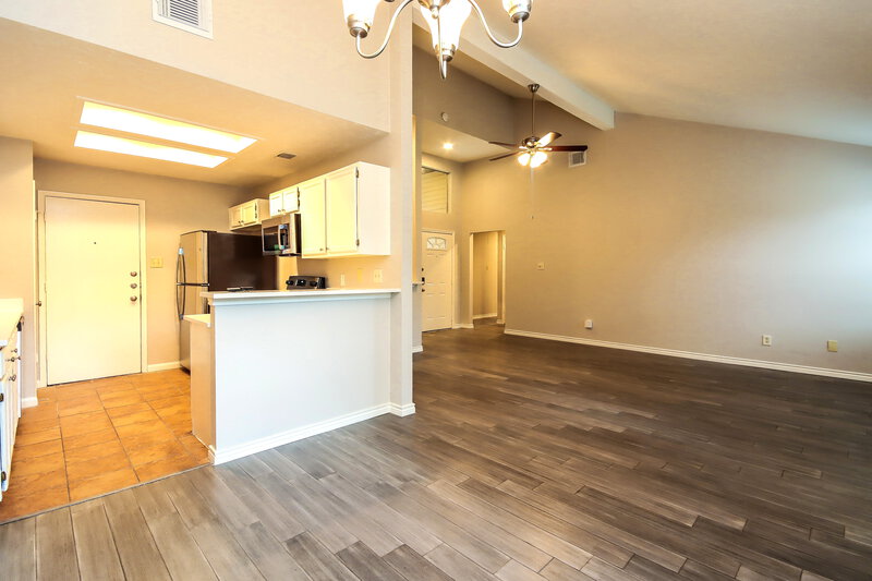 2,105/Mo, 7322 Maczali Dr Missouri City, TX 77489 Dining Room View 2