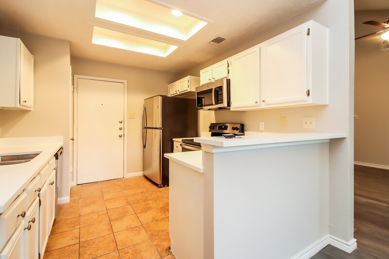 2,105/Mo, 7322 Maczali Dr Missouri City, TX 77489 Kitchen View