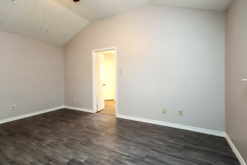 2,105/Mo, 7322 Maczali Dr Missouri City, TX 77489 Main Bedroom View 2