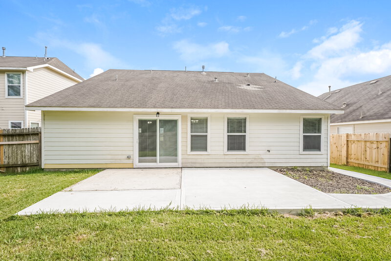 2,065/Mo, 1099 Shadow Glenn Dr Conroe, TX 77301 Rear View