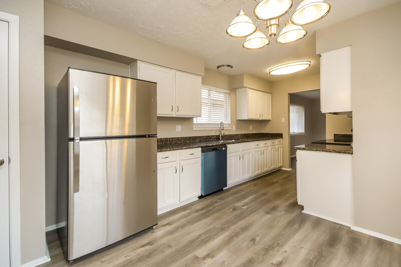 1,960/Mo, 21206 Waymare Ln Spring, TX 77388 Dining Room View