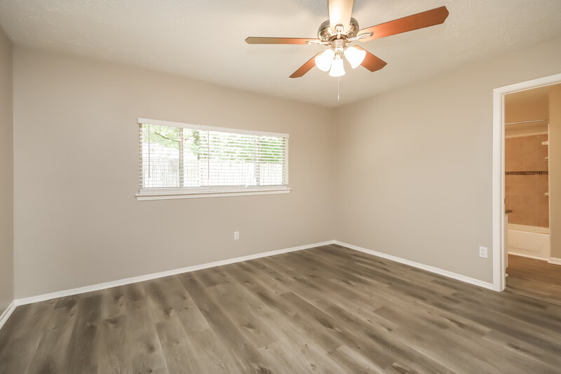 1,960/Mo, 21206 Waymare Ln Spring, TX 77388 Main Bedroom View