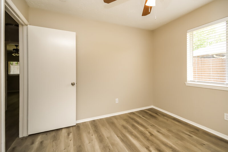 1,960/Mo, 21206 Waymare Ln Spring, TX 77388 Bedroom View