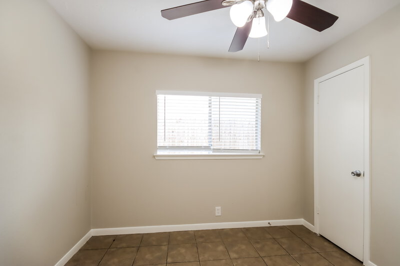 1,760/Mo, 8514 Forest Point Dr Humble, TX 77338 Bedroom View