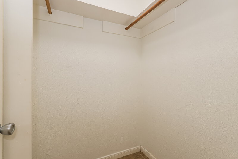 1,750/Mo, 8514 Forest Point Dr Humble, TX 77338 Walk In Closet View