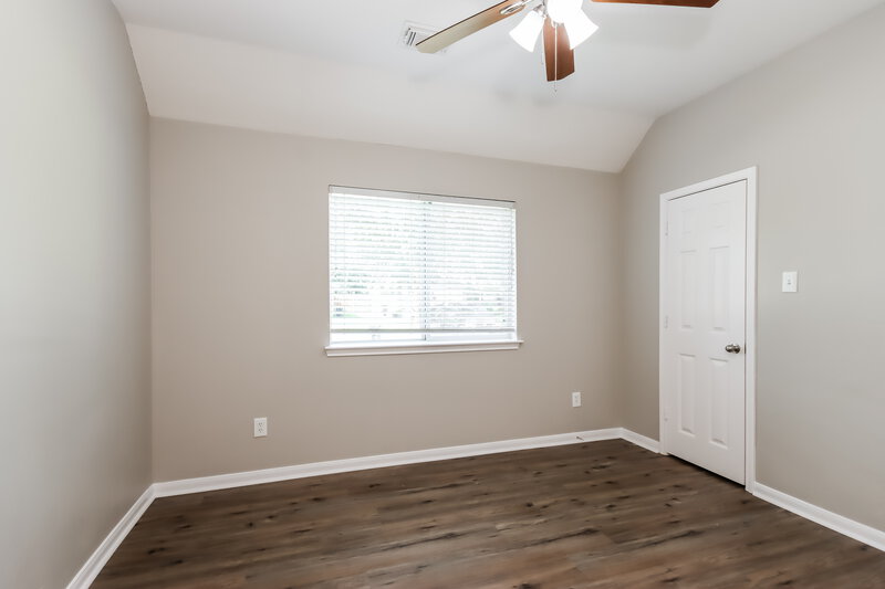 2,285/Mo, 727 Neap Ct Crosby, TX 77532 Bedroom View 3