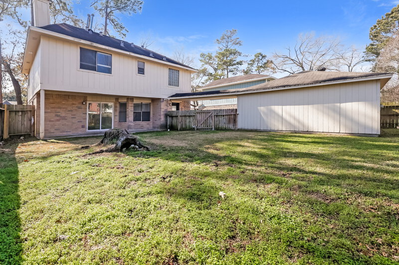 1,865/Mo, 8431 Pines Place Dr Humble, TX 77346 Rear View