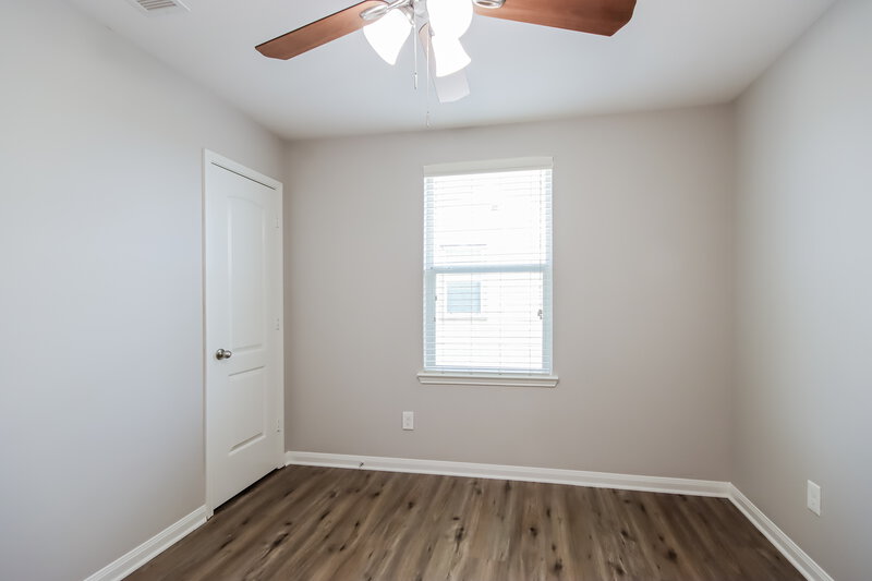 1,900/Mo, 10855 S Lake Mist Ln Willis, TX 77318 Bedroom View
