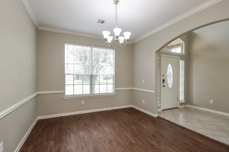 2,400/Mo, 9526 Bending Willow Ln Houston, TX 77064 Dining Room View