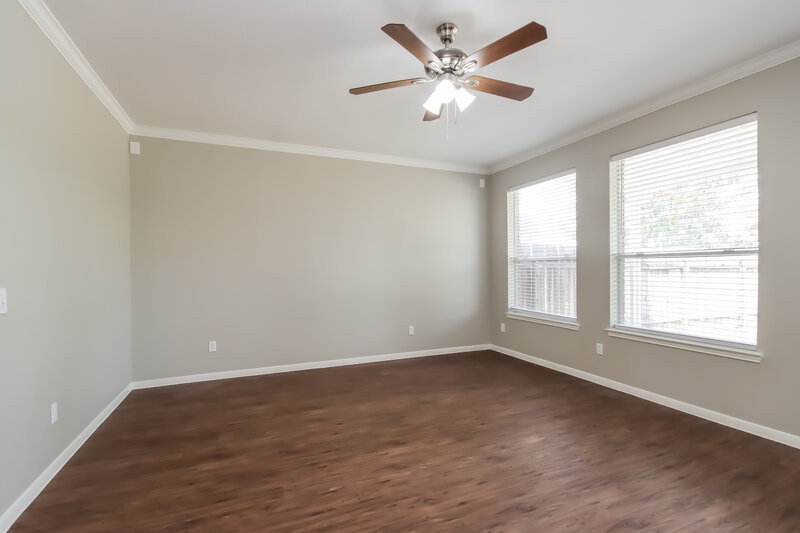 2,400/Mo, 9526 Bending Willow Ln Houston, TX 77064 Main Bedroom View