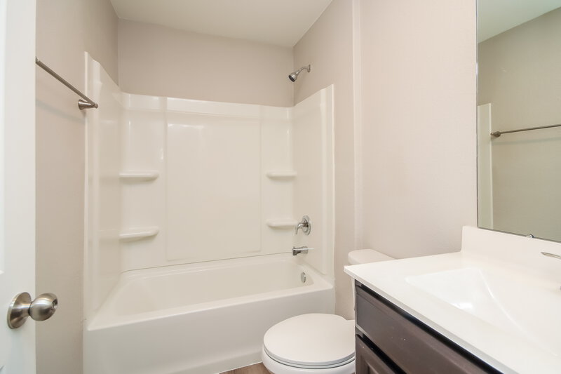 2,200/Mo, 5907 Palomaville Ct Katy, TX 77493 Bathroom View