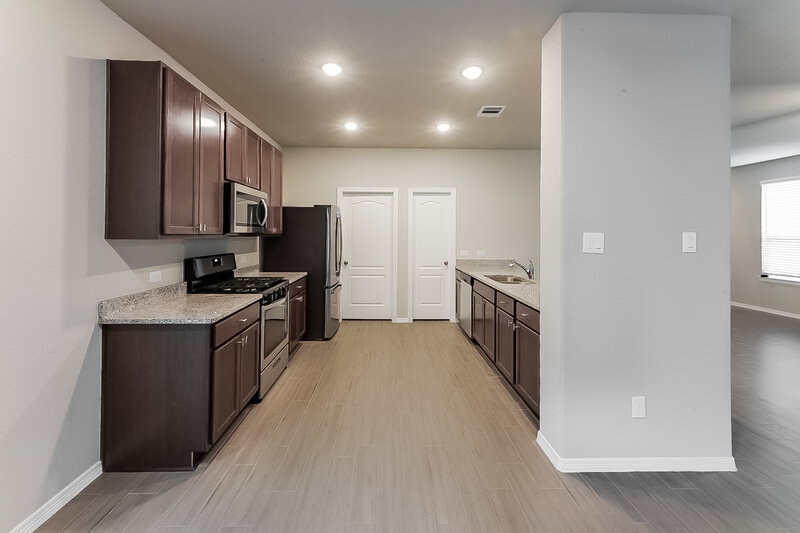 1,950/Mo, 25542 Valverdant Ct Porter, TX 77365 Misc View 7