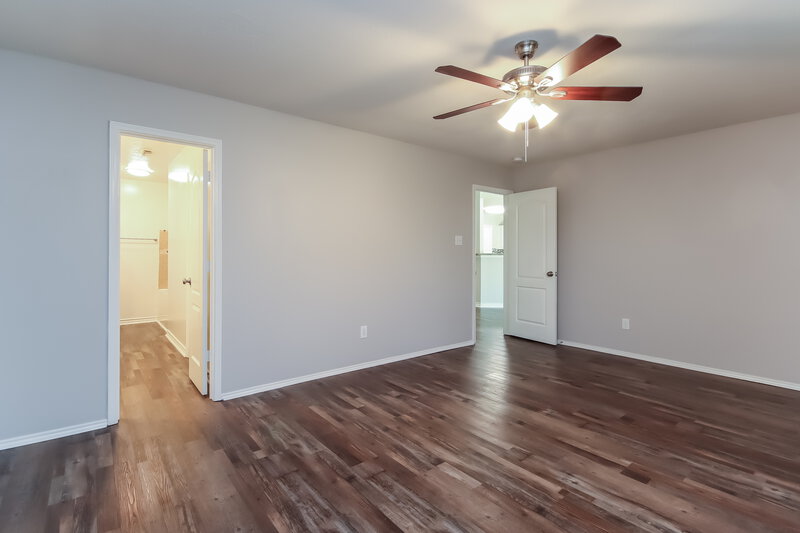 2,160/Mo, 6615 Lower Arrow Dr Houston, TX 77086 Main Bedroom View