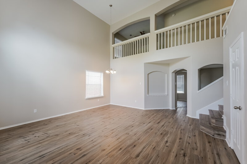 0/Mo, 17402 Heath Grove Ln Richmond, TX 77407 Living Room View 2