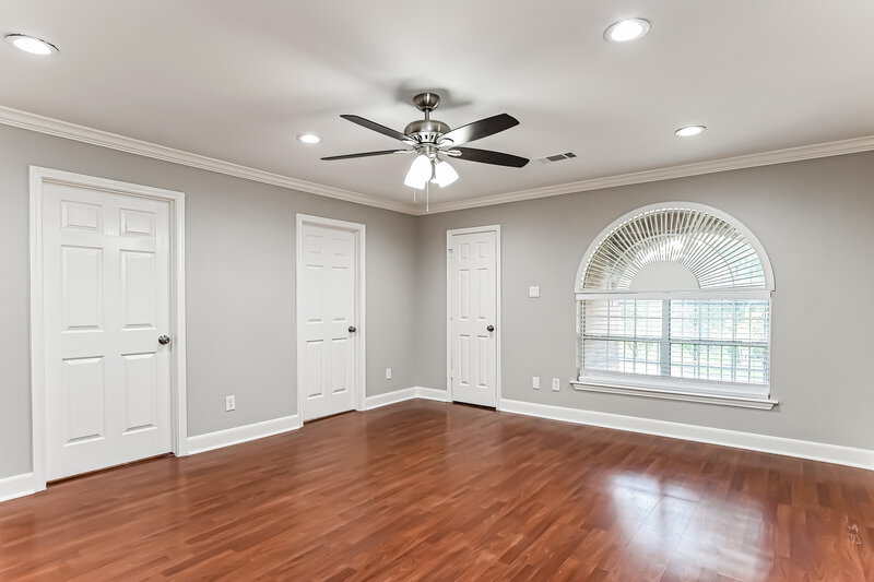 2,295/Mo, 16603 Bonny Ridge Ct Houston, TX 77053 Main Bedroom View