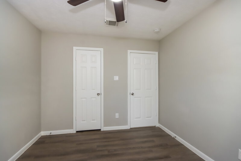 1,415/Mo, 1708 Tyler St Conroe, TX 77301 Bedroom View 2