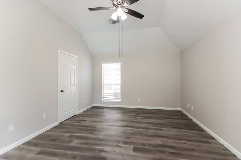 2,195/Mo, 910 Taylor Ridge Dr Spring, TX 77373 Main Bedroom View