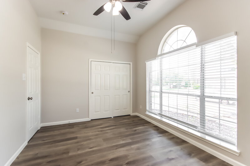 2,195/Mo, 910 Taylor Ridge Dr Spring, TX 77373 Bedroom View 2