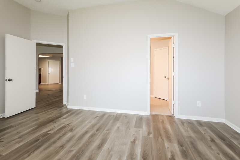 1,955/Mo, 32010 Ashton Ln Pinehurst, TX 77362 Main Bedroom View