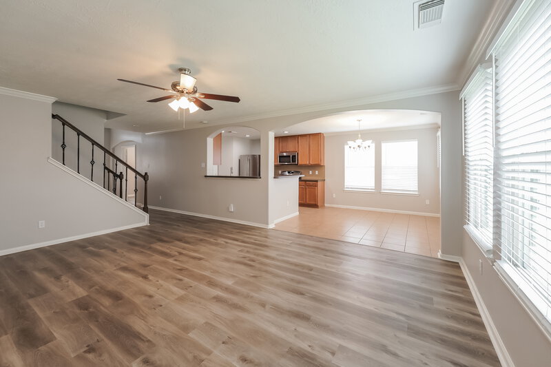 2,210/Mo, 2614 Elder Park Ct Katy, TX 77449 Living Room View 2